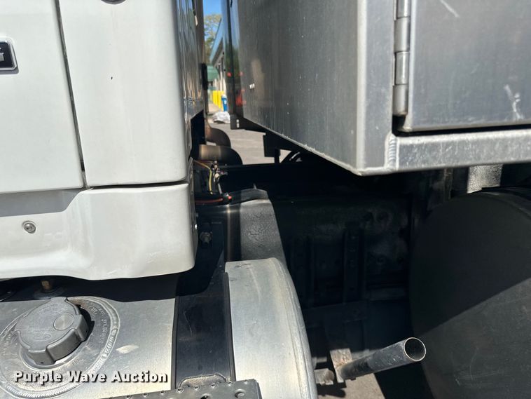 image for item LR9369 2009 Sterling  sewer jetter truck