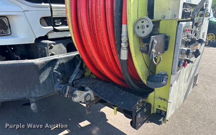 image for item LR9369 2009 Sterling  sewer jetter truck