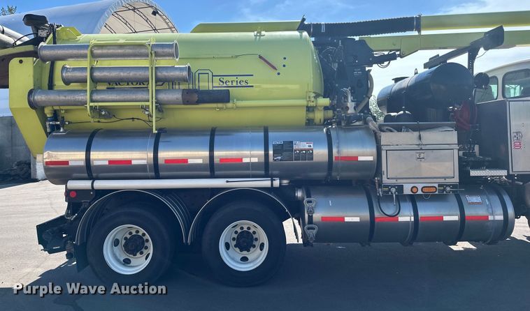 image for item LR9369 2009 Sterling  sewer jetter truck