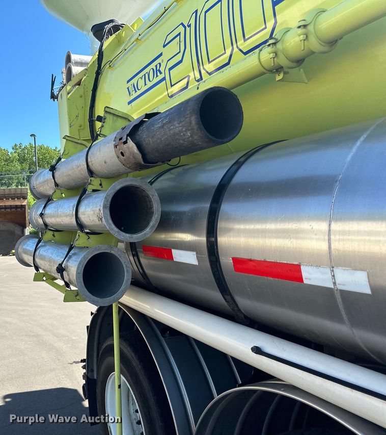 image for item LR9369 2009 Sterling  sewer jetter truck