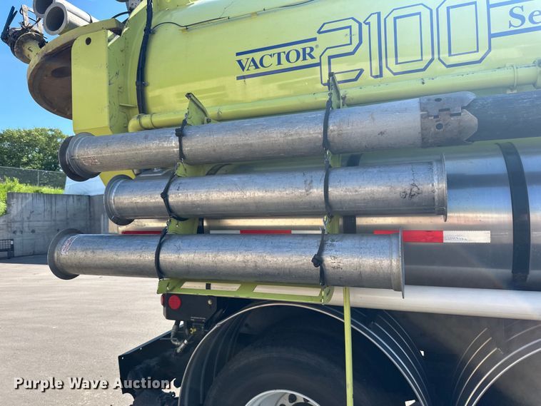 image for item LR9369 2009 Sterling  sewer jetter truck