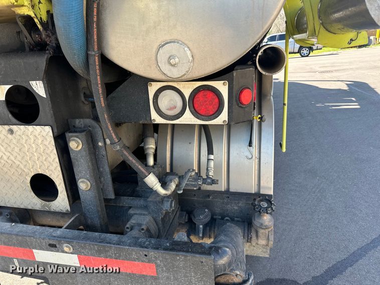 image for item LR9369 2009 Sterling  sewer jetter truck