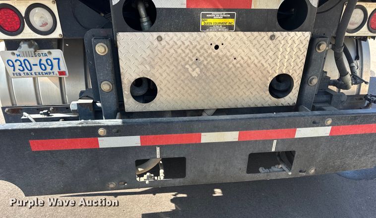 image for item LR9369 2009 Sterling  sewer jetter truck