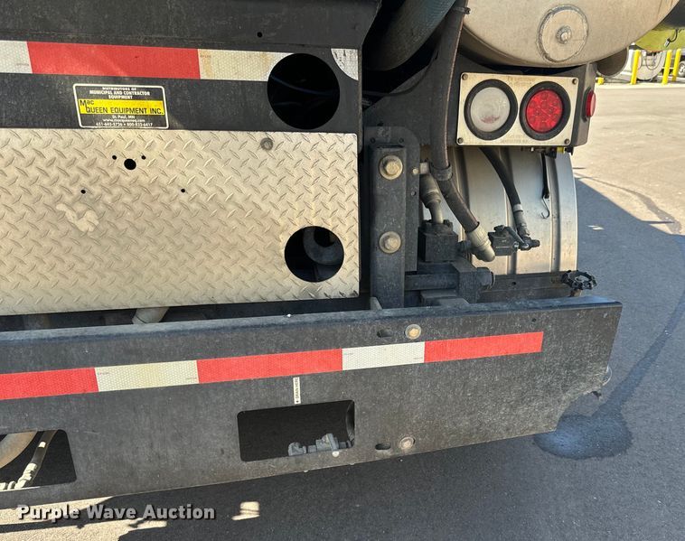 image for item LR9369 2009 Sterling  sewer jetter truck