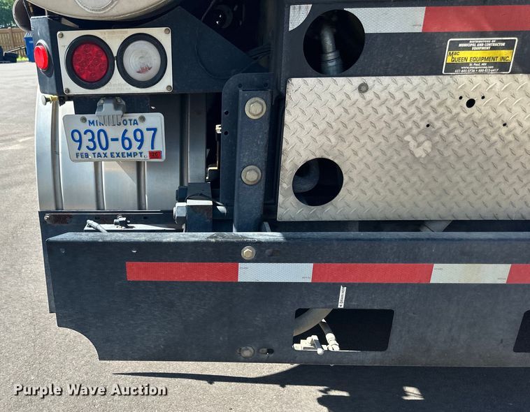 image for item LR9369 2009 Sterling  sewer jetter truck