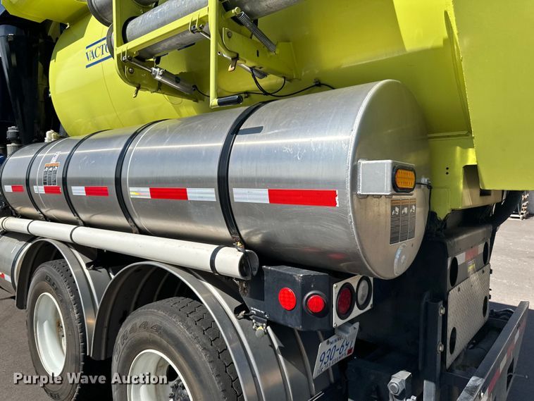 image for item LR9369 2009 Sterling  sewer jetter truck