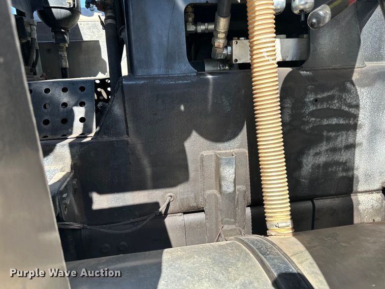 image for item LR9369 2009 Sterling  sewer jetter truck