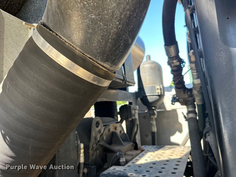 image for item LR9369 2009 Sterling  sewer jetter truck