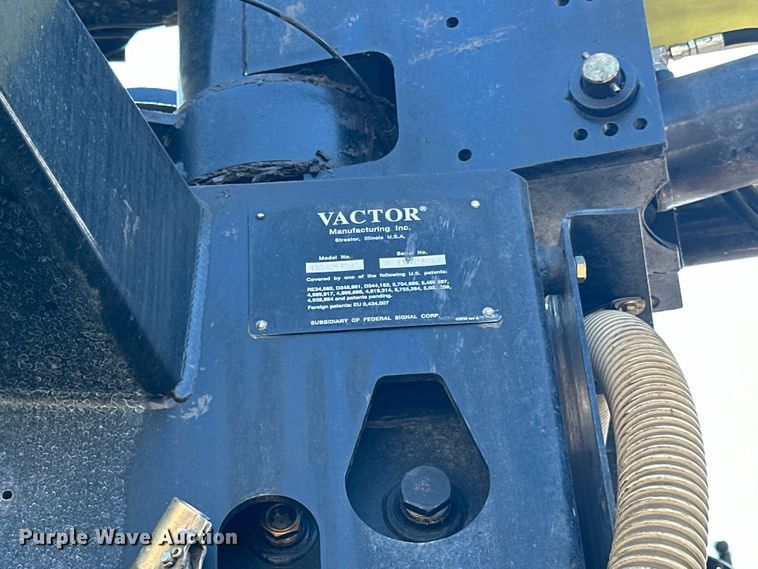 image for item LR9369 2009 Sterling  sewer jetter truck