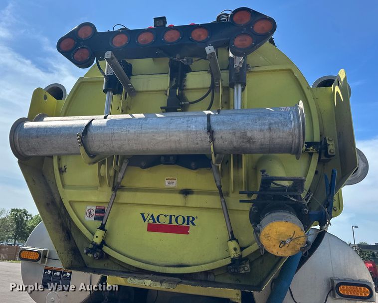 image for item LR9369 2009 Sterling  sewer jetter truck