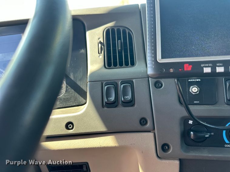 image for item LR9369 2009 Sterling  sewer jetter truck