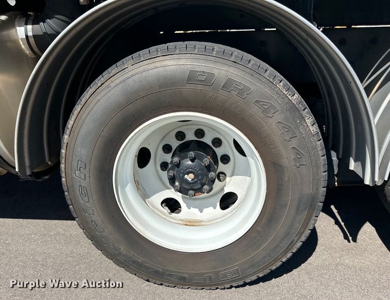 image for item LR9369 2009 Sterling  sewer jetter truck