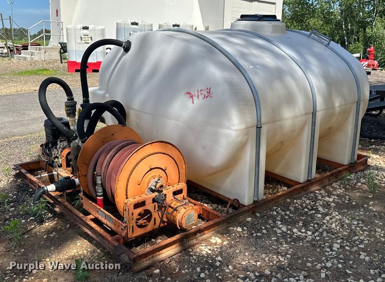 image for item LR9370 Poly tank