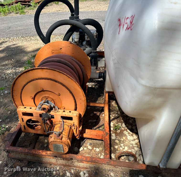 image for item LR9370 Poly tank