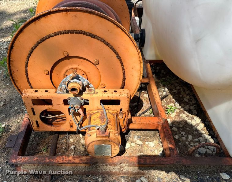 image for item LR9370 Poly tank