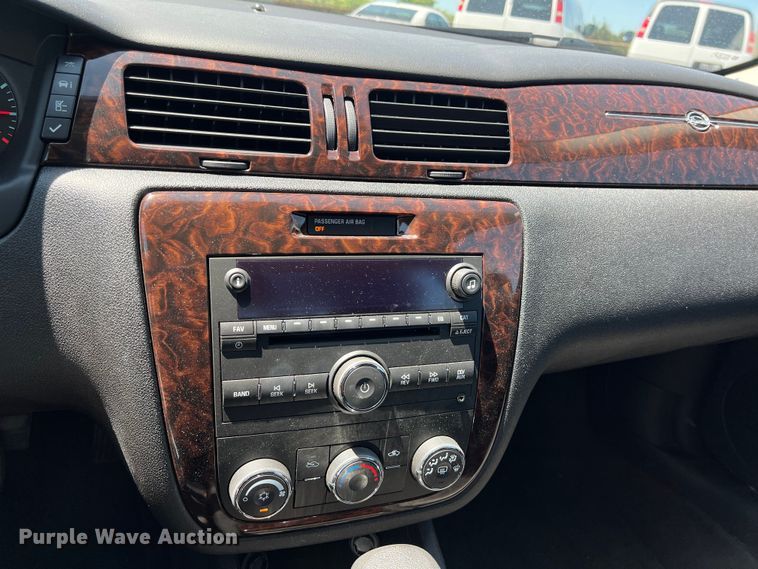 image for item LU9894 2016 Chevrolet  Impala 