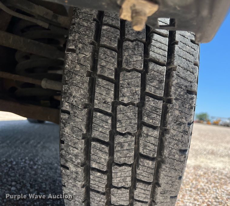 image for item LU9895 2008 Chevrolet Express 1500 van