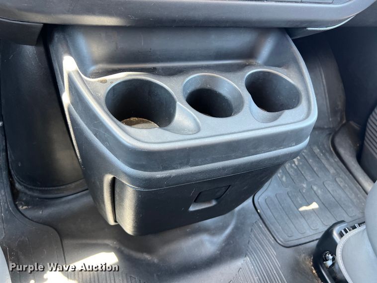 image for item LU9896 2010 Chevrolet  Express 3500 van