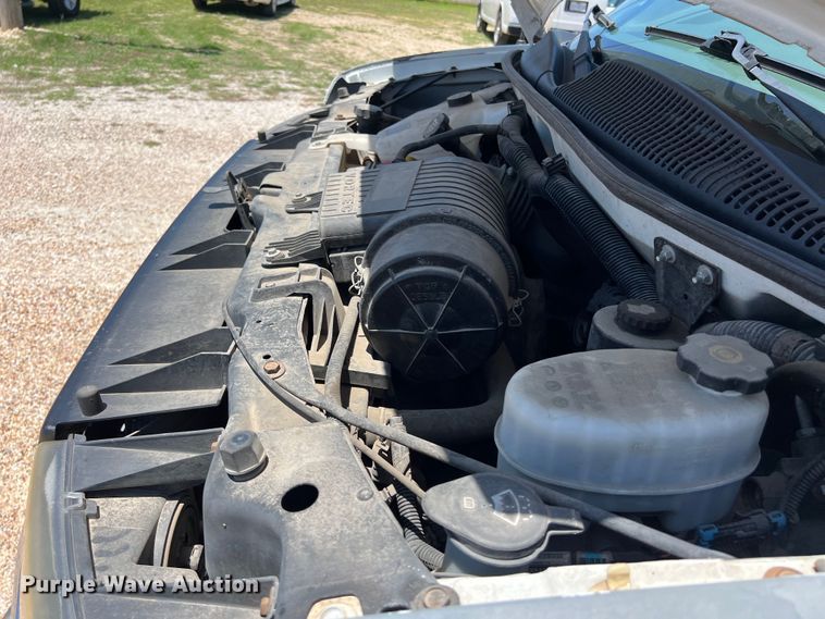 image for item LU9896 2010 Chevrolet  Express 3500 van
