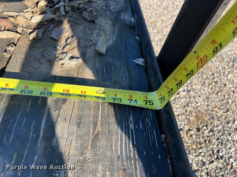 image for item LU9899 2010 C&M utility trailer