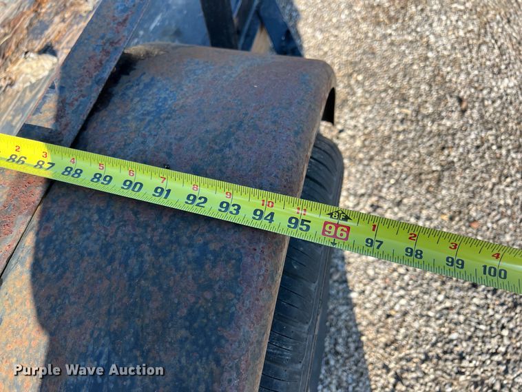 image for item LU9899 2010 C&M utility trailer