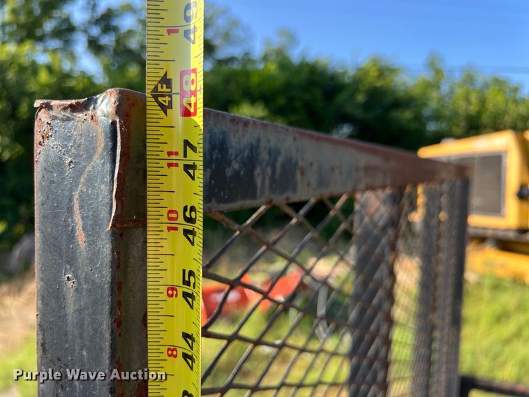 image for item LU9899 2010 C&M utility trailer