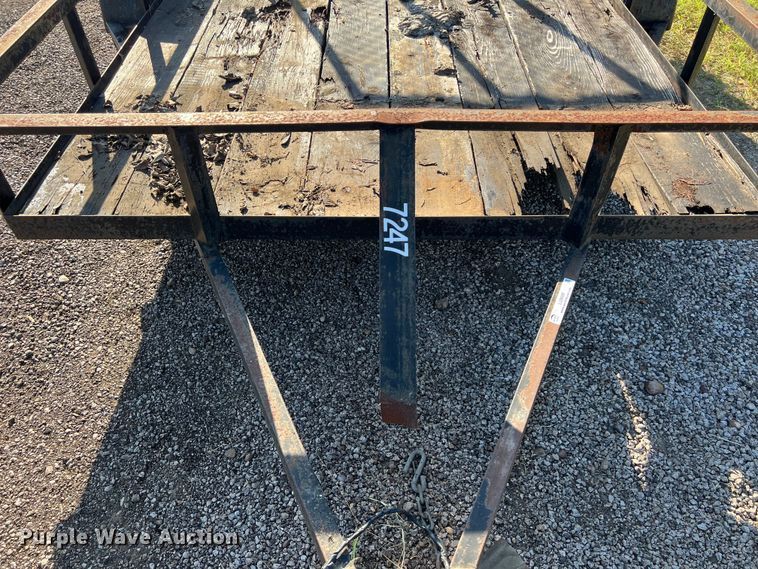 image for item LU9899 2010 C&M utility trailer