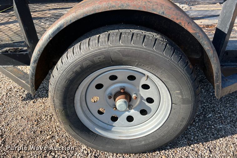 image for item LU9899 2010 C&M utility trailer