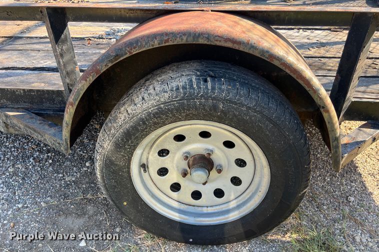 image for item LU9899 2010 C&M utility trailer