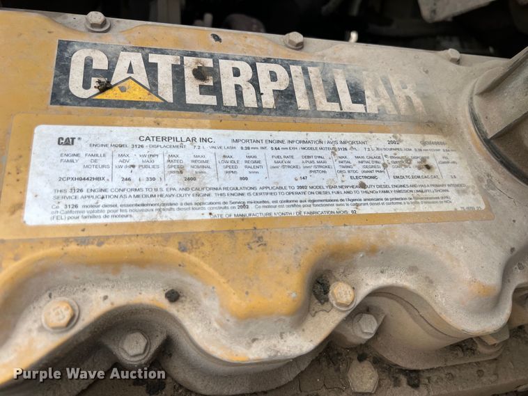 image for item LU9951 2002 GMC C8500 oil distributor truck