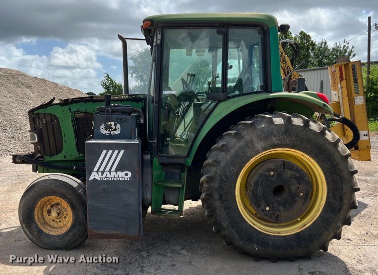 image for item LU9952 2003 John Deere  6420 tractor