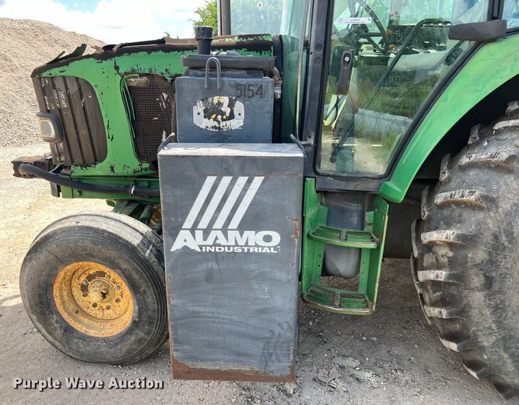 image for item LU9952 2003 John Deere  6420 tractor