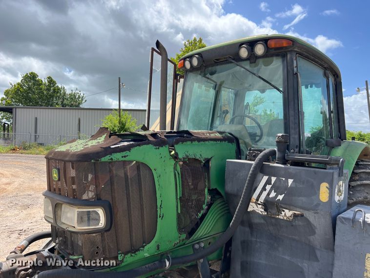 image for item LU9952 2003 John Deere  6420 tractor