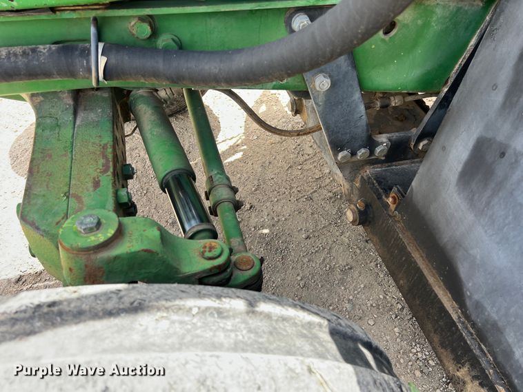 image for item LU9952 2003 John Deere  6420 tractor