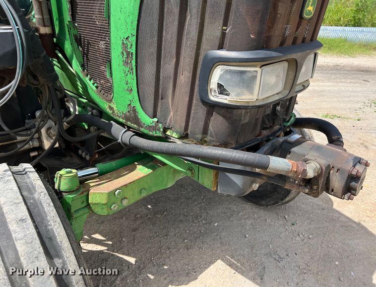 image for item LU9952 2003 John Deere  6420 tractor