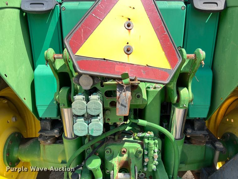 image for item LU9952 2003 John Deere  6420 tractor