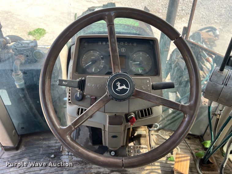 image for item LU9952 2003 John Deere  6420 tractor