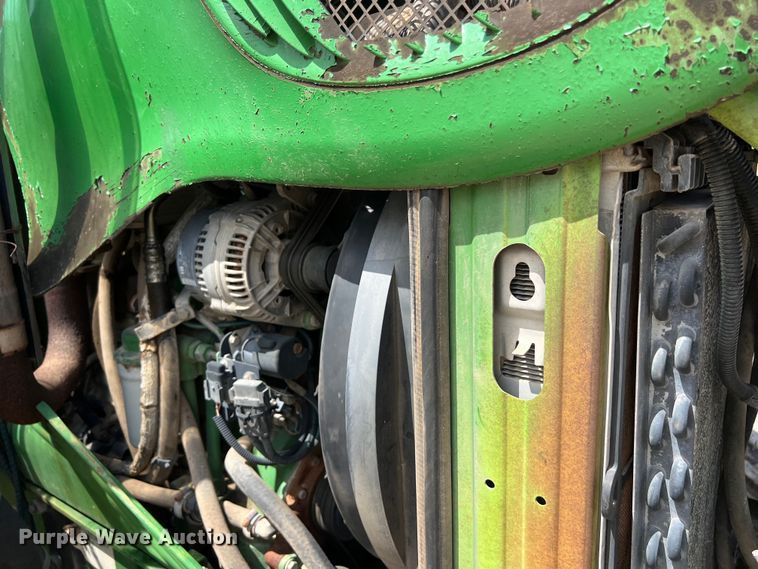 image for item LU9952 2003 John Deere  6420 tractor