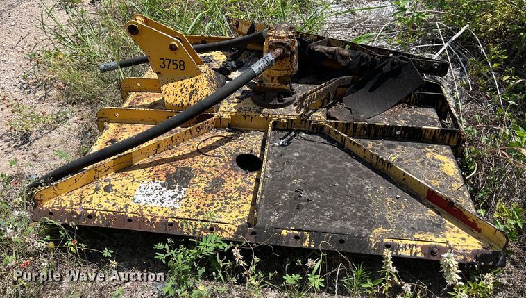 image for item LU9952 2003 John Deere  6420 tractor