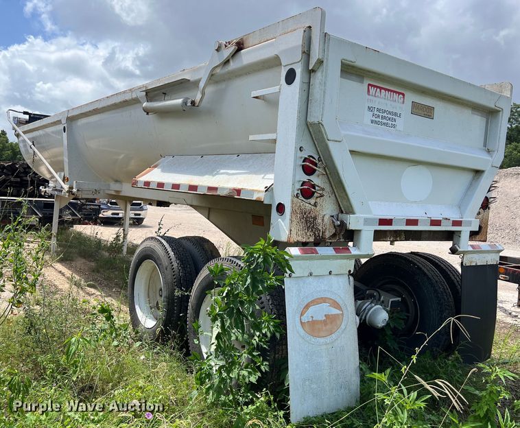 image for item LU9953 2013 CTS HRD 32 end dump trailer