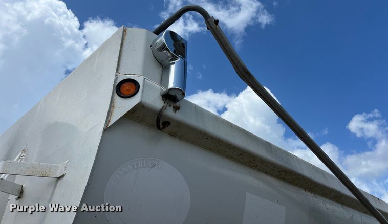 image for item LU9953 2013 CTS HRD 32 end dump trailer