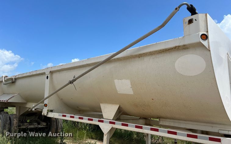 image for item LU9953 2013 CTS HRD 32 end dump trailer