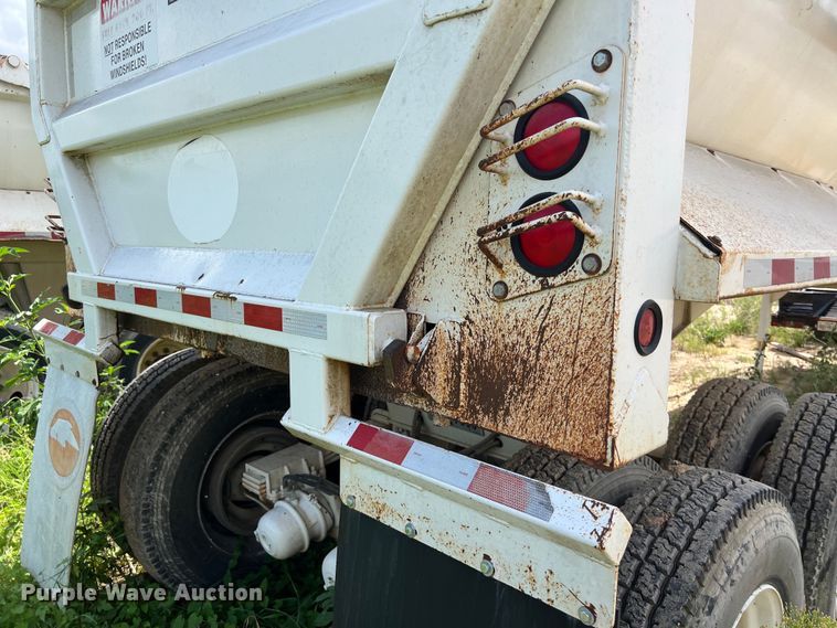 image for item LU9953 2013 CTS HRD 32 end dump trailer