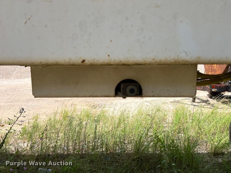 image for item LU9953 2013 CTS HRD 32 end dump trailer