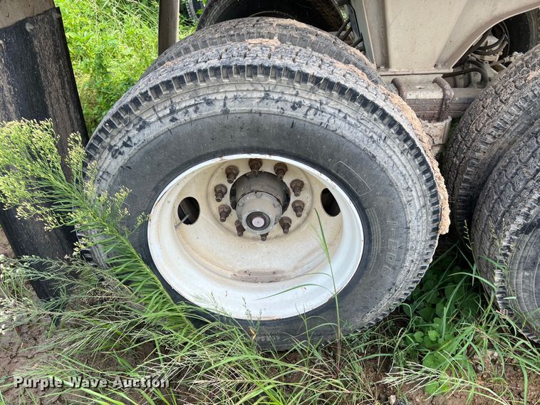 image for item LU9953 2013 CTS HRD 32 end dump trailer