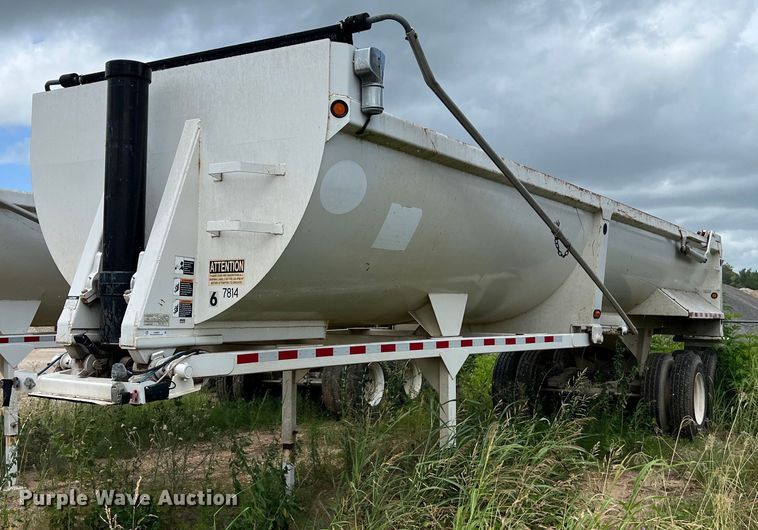 image for item LU9954 2013 CTS HRD 32 end dump trailer