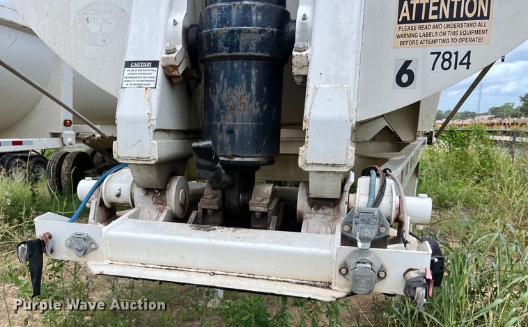 image for item LU9954 2013 CTS HRD 32 end dump trailer