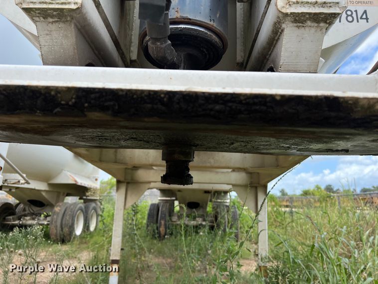 image for item LU9954 2013 CTS HRD 32 end dump trailer