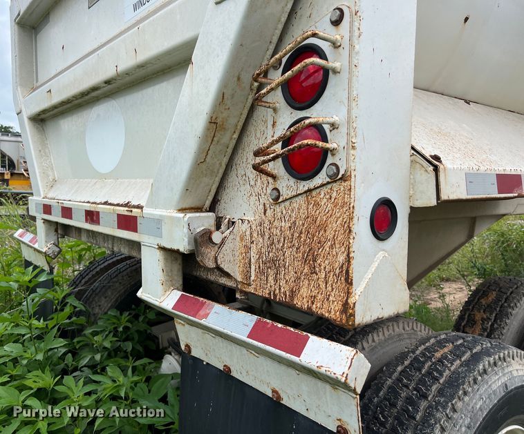 image for item LU9954 2013 CTS HRD 32 end dump trailer