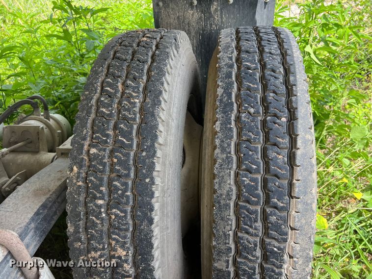 image for item LU9954 2013 CTS HRD 32 end dump trailer